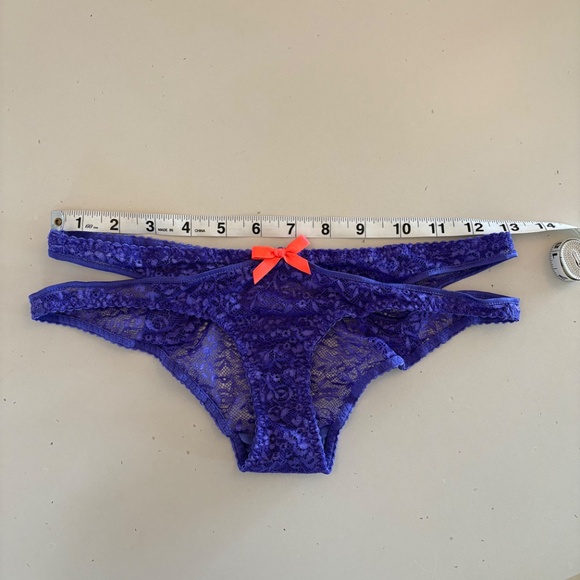 Lingerie Bundle - Picture 2 of 16